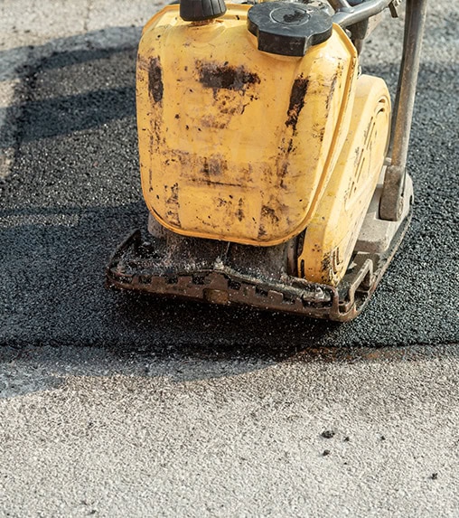 terrassement compacteur d'asphalte